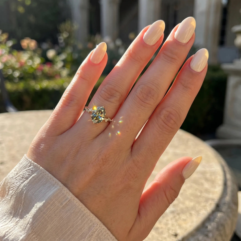 Vintage Oval Peridot Green Ring